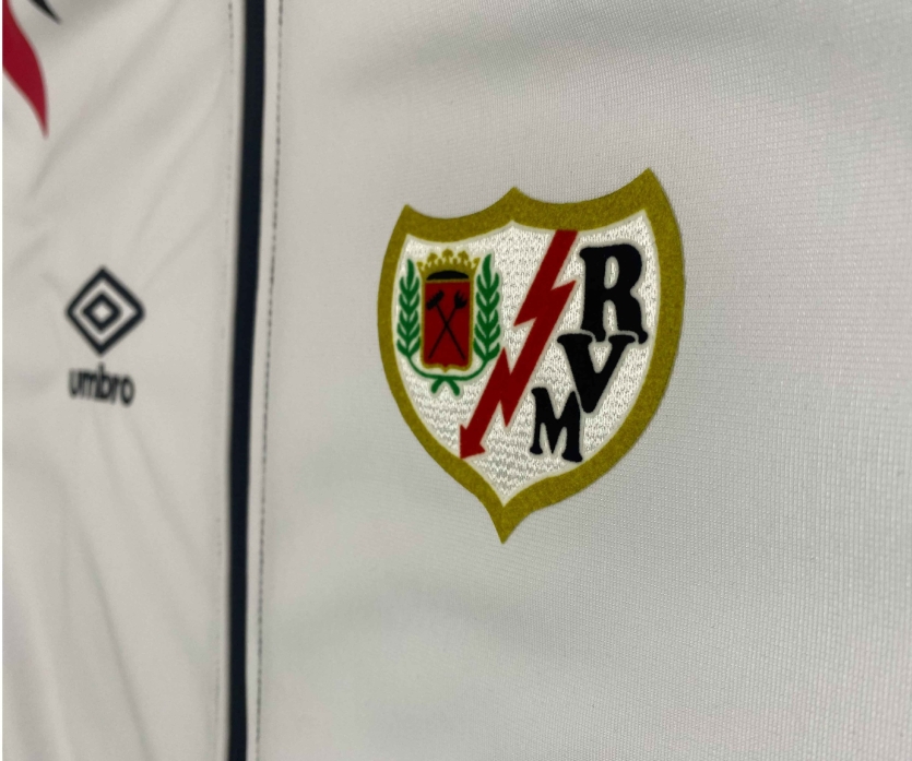 Chaqueta Umbro Nobleza Rayo Vallecano Retro Poly Jacket Classic Print Black / White / Red