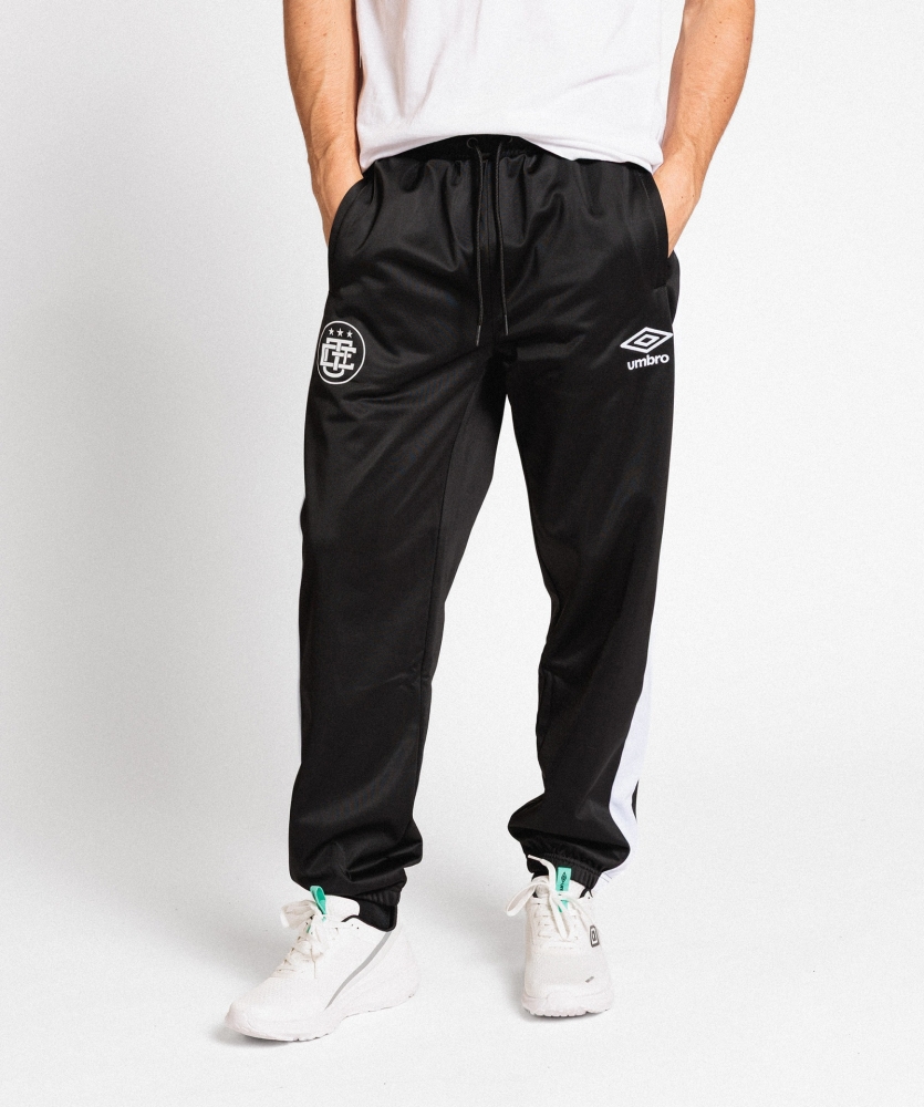 Pantalón Umbro RFT pant Black / Dark...