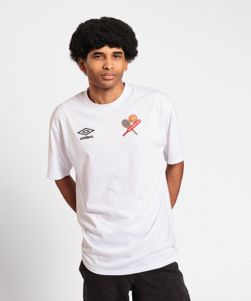 Camiseta Umbro Leixões Essential Wardrobe Small Logo...