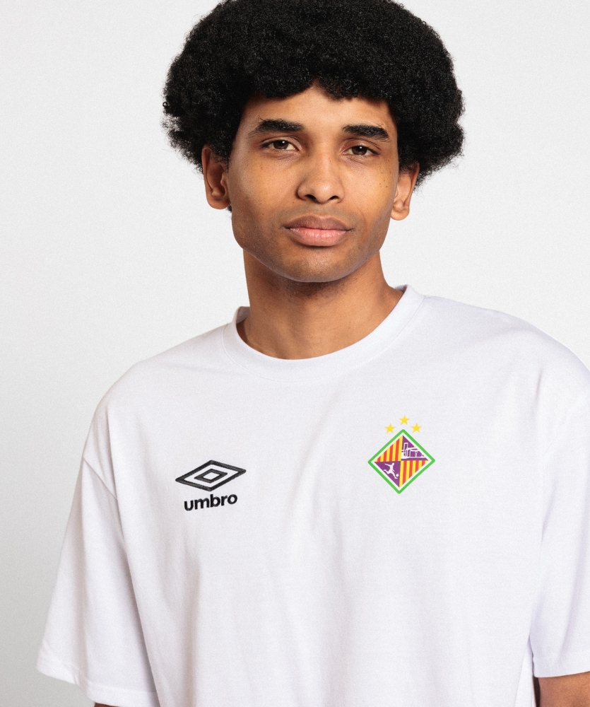 Camiseta Umbro Palma Futsal Nobleza Essential Wardrobe Small Logo Brilliant White / Black