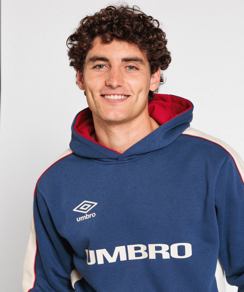 Sudadera Umbro Club de Barrio Hoodie Skipper Blue / Canoli Cream / Raspberry wine