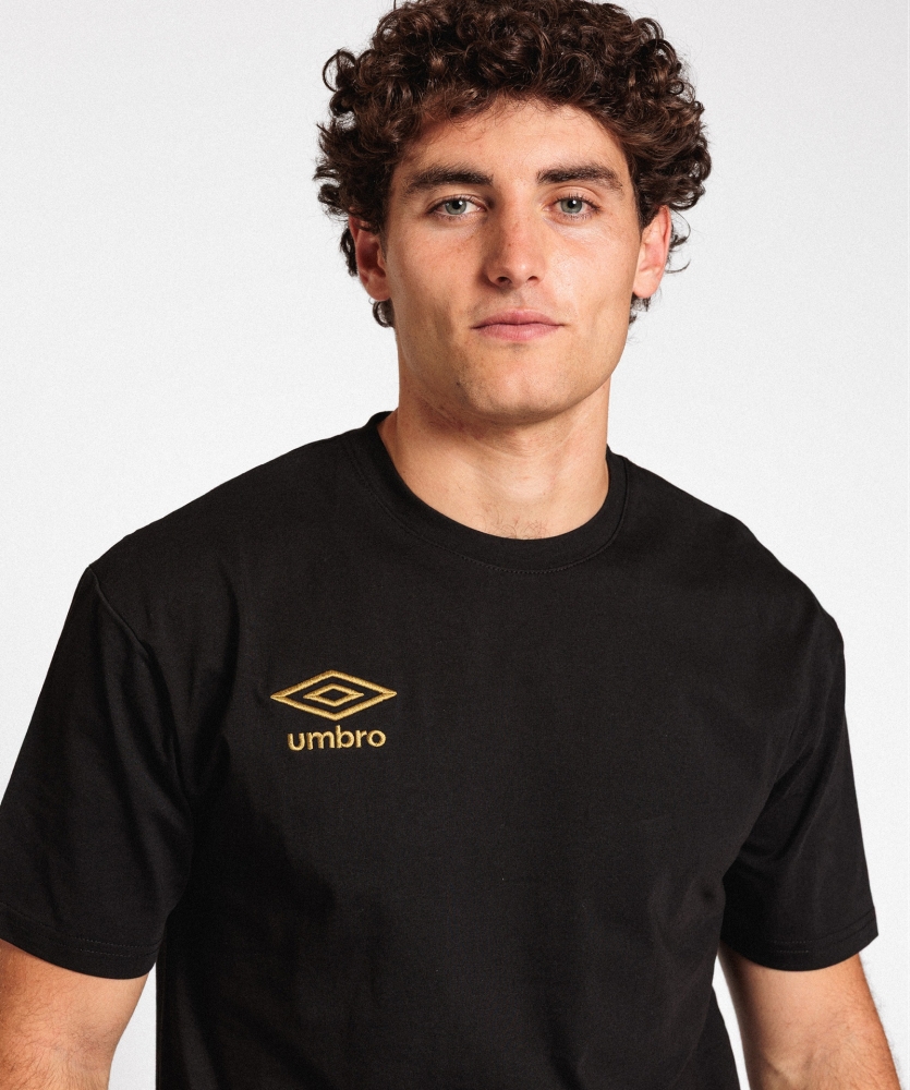 Camiseta Umbro Essentials Tee Black /...