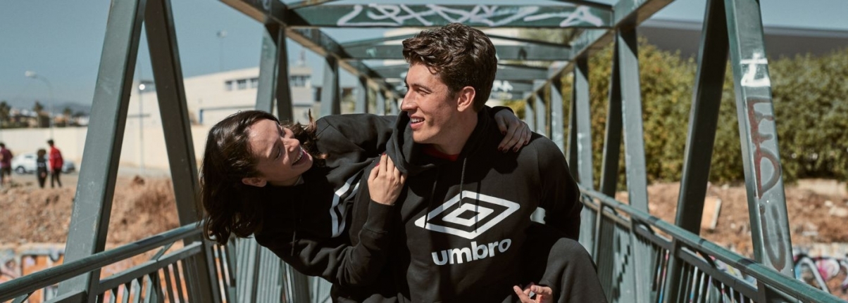 Umbro sweatshirt for men | Find the best quality and style in our online store