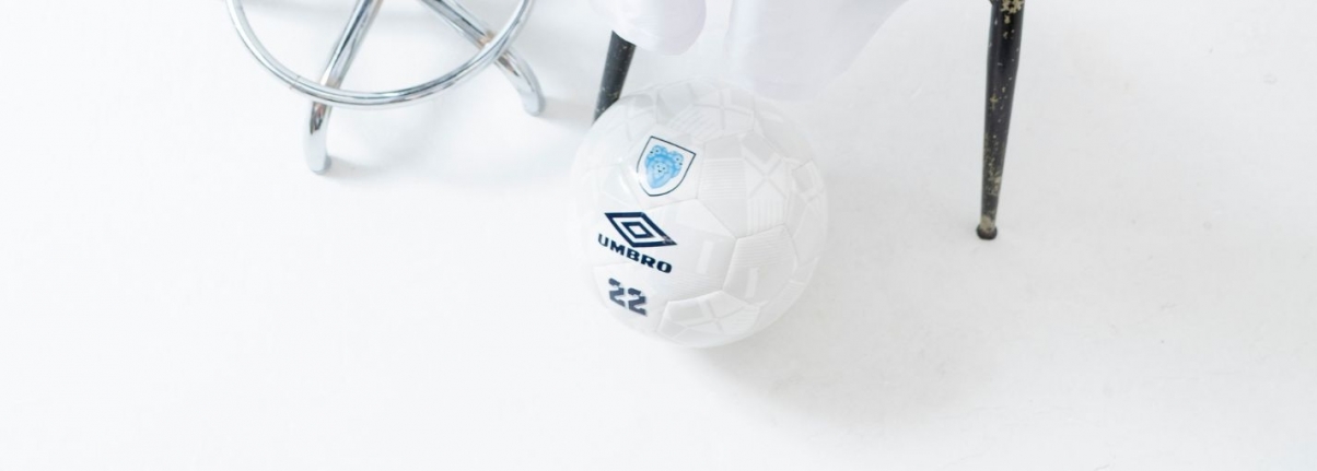 Balones de futsal de alta calidad | Umbro - La marca líder en deportes
