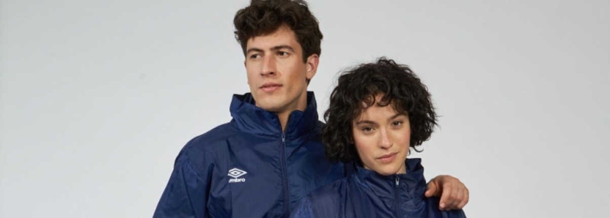 Choques esportivos da marca Umbro - Proteja seu estilo em qualquer clima!