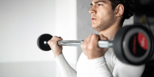 Zapatillas perfectas para entrenar fuerza en el gimnasio