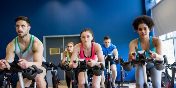 Beneficios de hacer spinning para cuerpo y mente